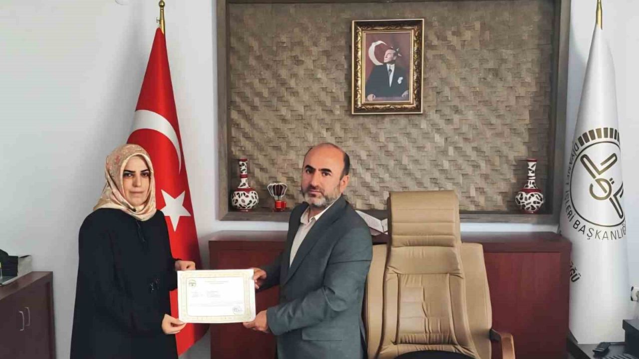Aydıntepe Müftülüğü personeli başarı belgesiyle taltif edildi