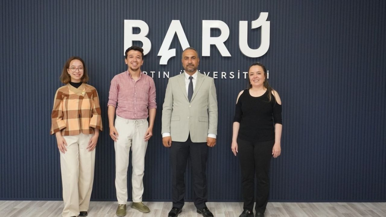 BARÜ’den akran zorbalığına bilimsel mercek