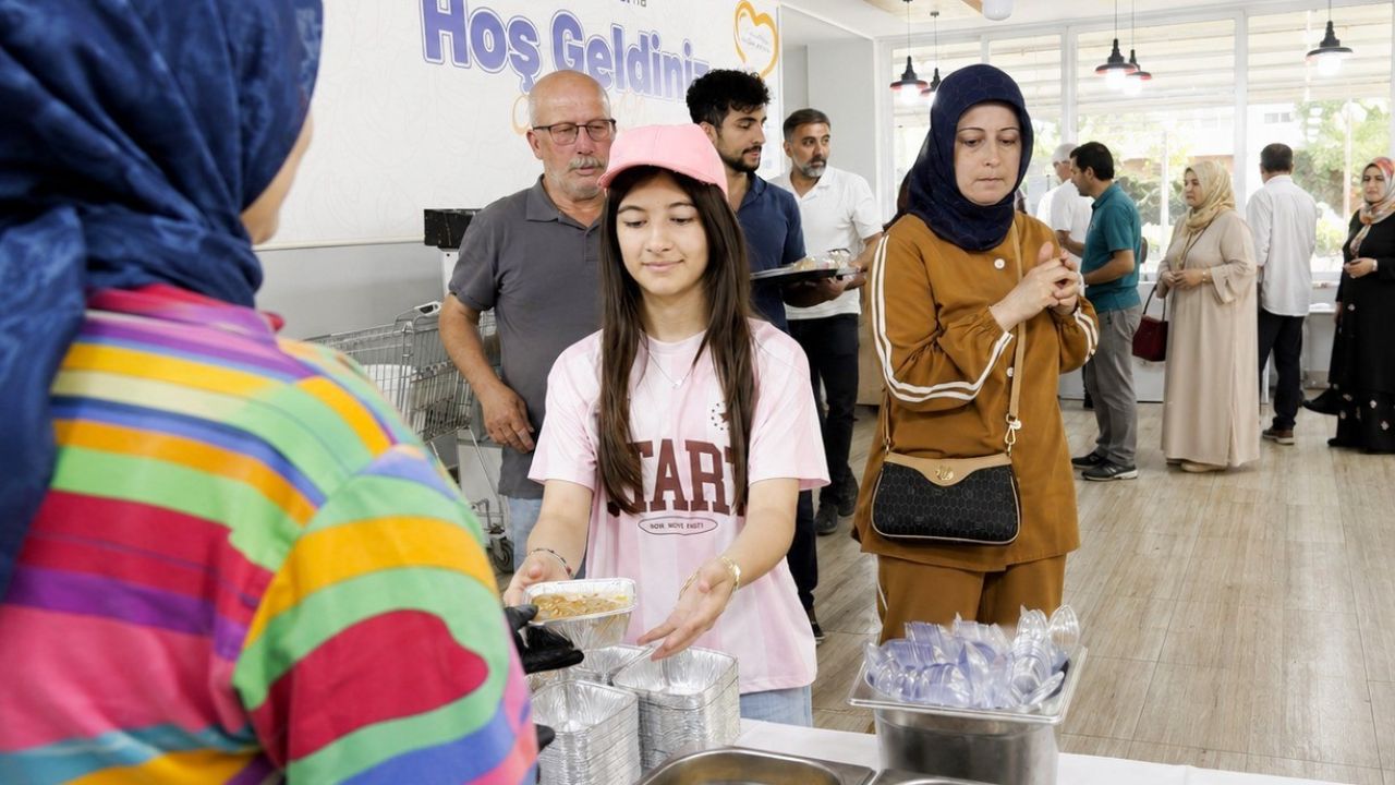 Canik’te aşure ikramı