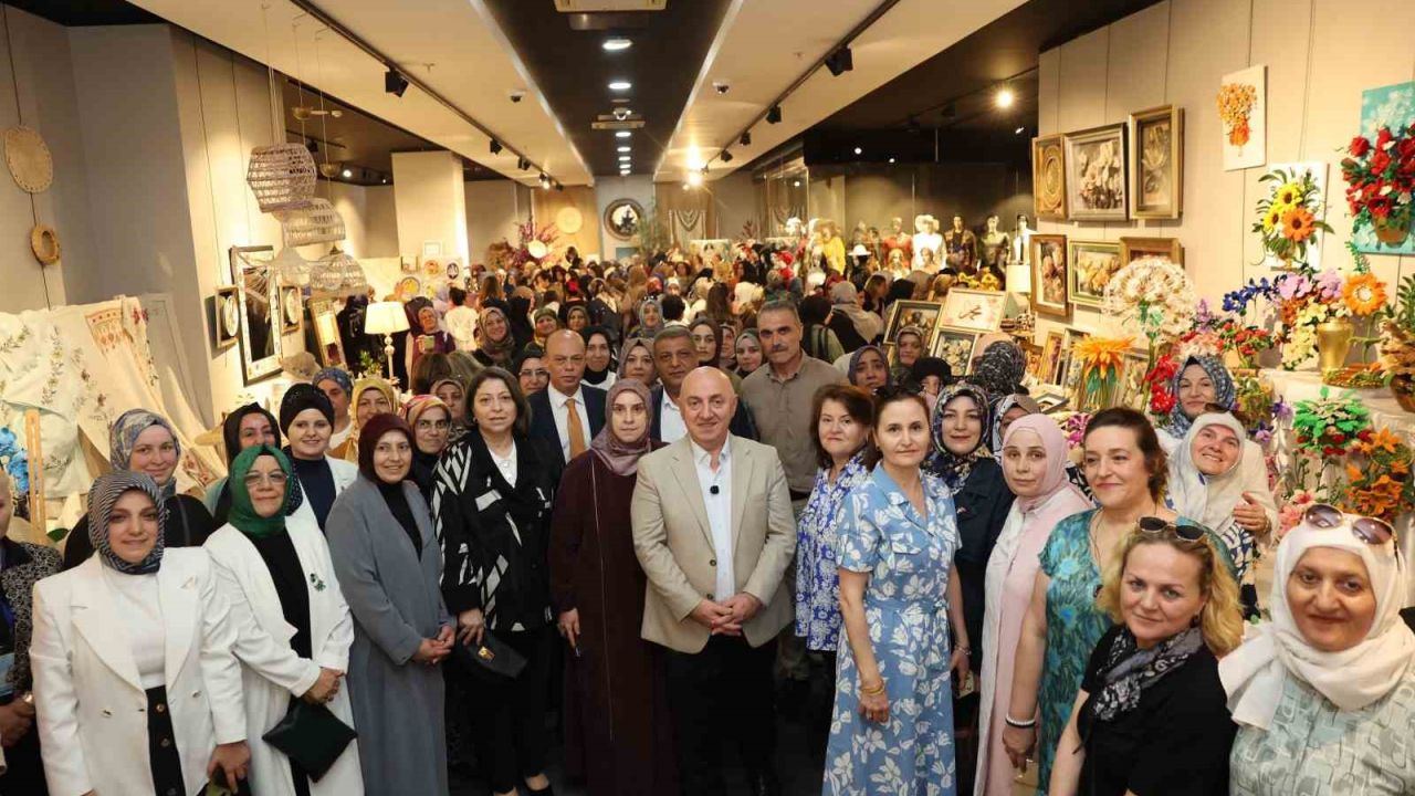 Darıca’da KİGEM kursiyerlerinin yıl sonu sergisi açıldı