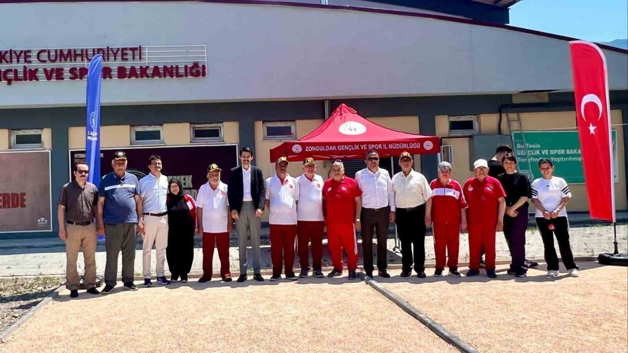 Devrek’te Bocce turnuvası düzenlendi