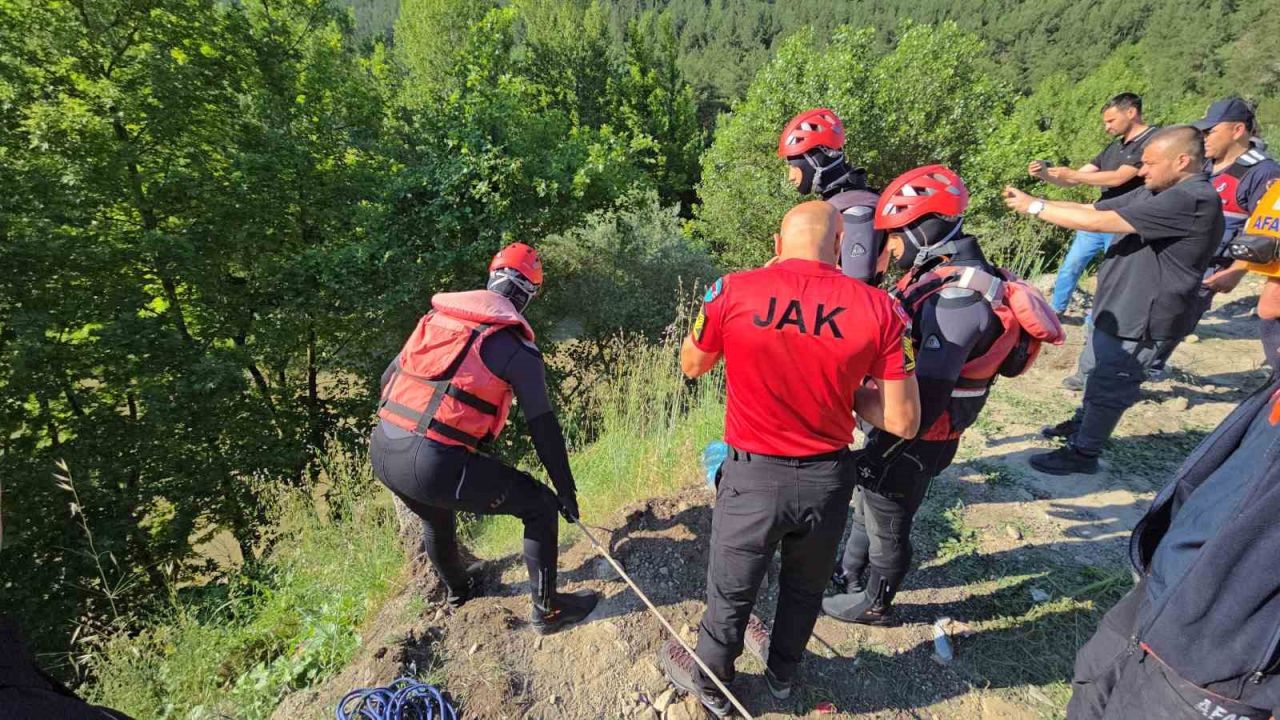 Filyos Çayı’nda akıntıya kapılan Erten’in cansız bedenine ulaşıldı