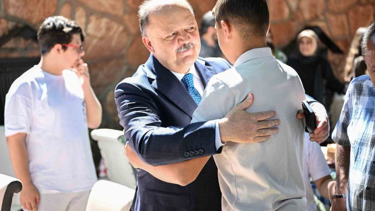 Kastamonu’da koruyucu aileler için program düzenlendi