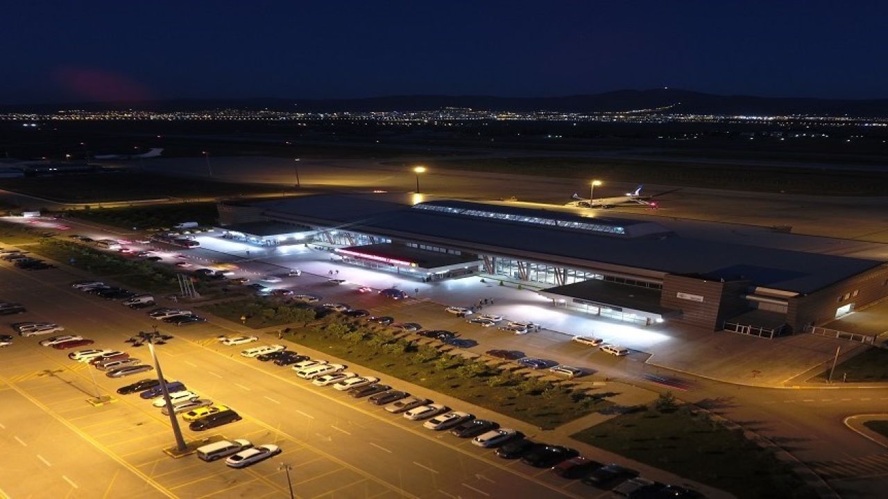 Mayıs ayında Erzurum Havalimanı’nda 100 bin 475 yolcuya hizmet verildi