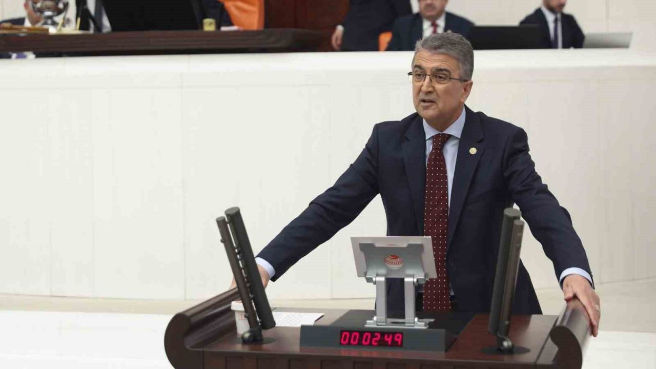 MHP’li Kamil Aydın’dan TBMM’de Nihat Doğan’a sert ’Naim Hoca’ tepkisi