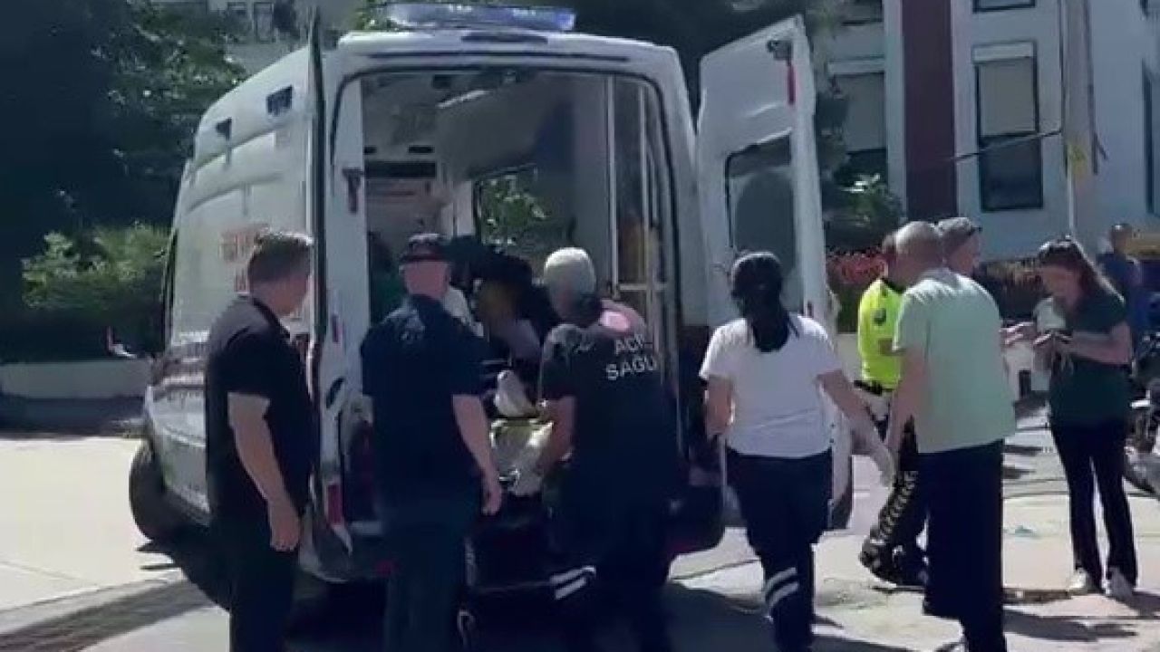 Otomobil ile motosiklet çarpıştı, 1 kişi yaralandı