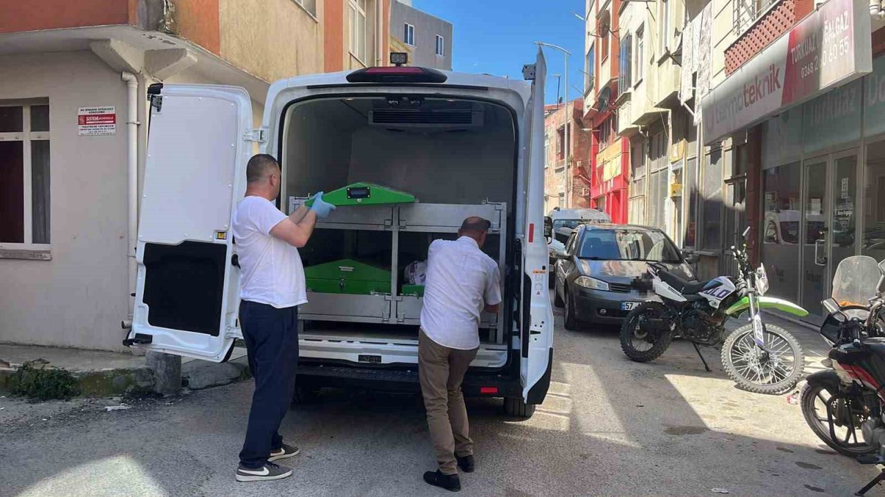 Sinop’ta 56 yaşındaki adam misafirliğe gittiği evde hayatını kaybetti