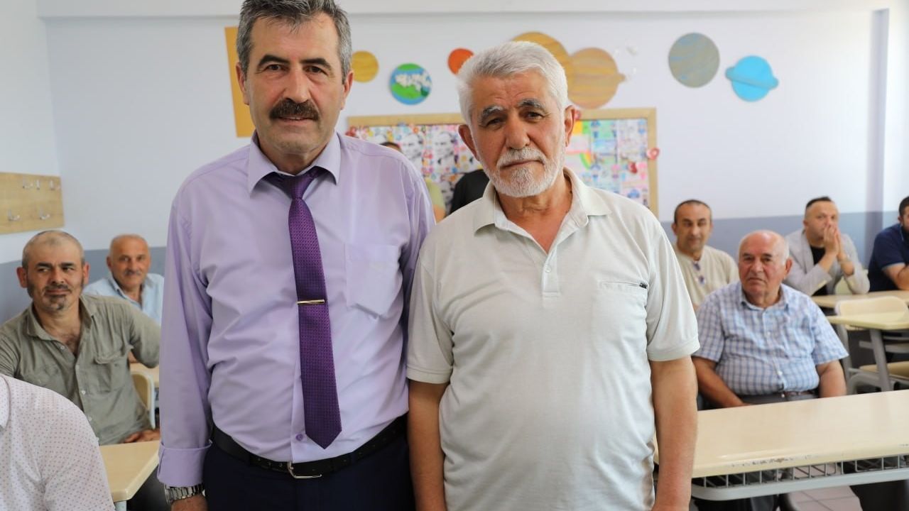 Üç nesli bir araya getiren duygu yüklü buluşma