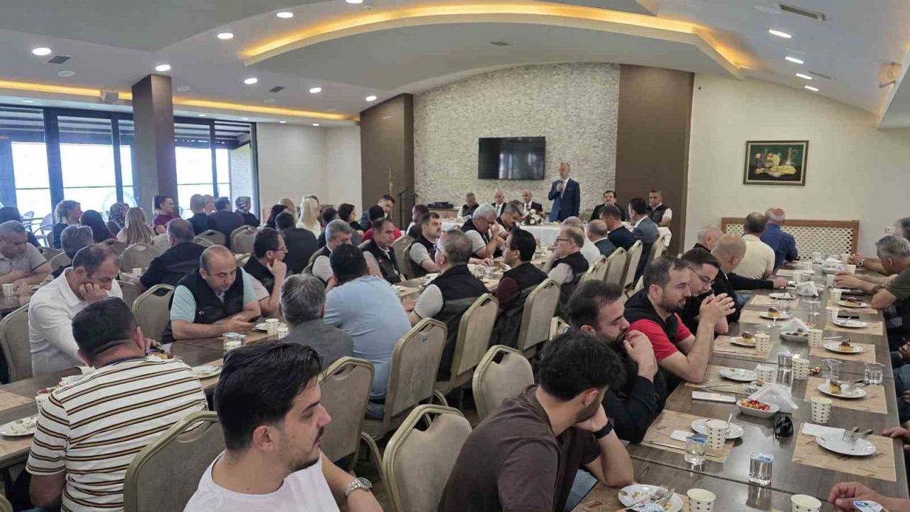 Zonguldak Orman Bölge Müdürlüğü’nde bayramlaşma töreni gerçekleştirildi