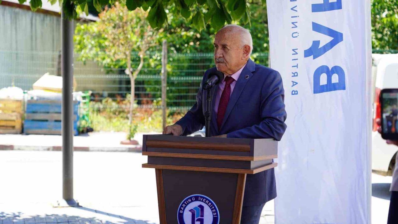 BARÜ Bilim Kafe etkinliğinde gençlere geleceğin meslekleri anlatıldı