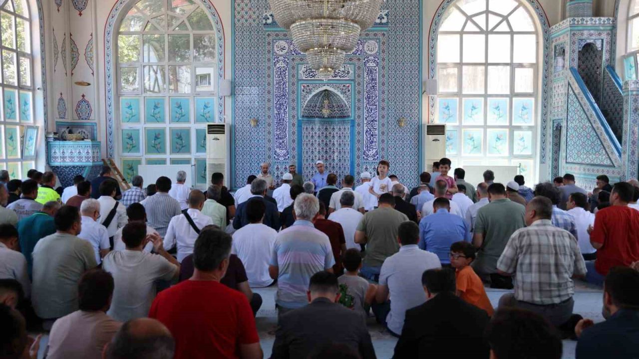 BEUN’da Millî İradenin Kahramanları Saygı, Rahmet ve Minnetle Anıldı