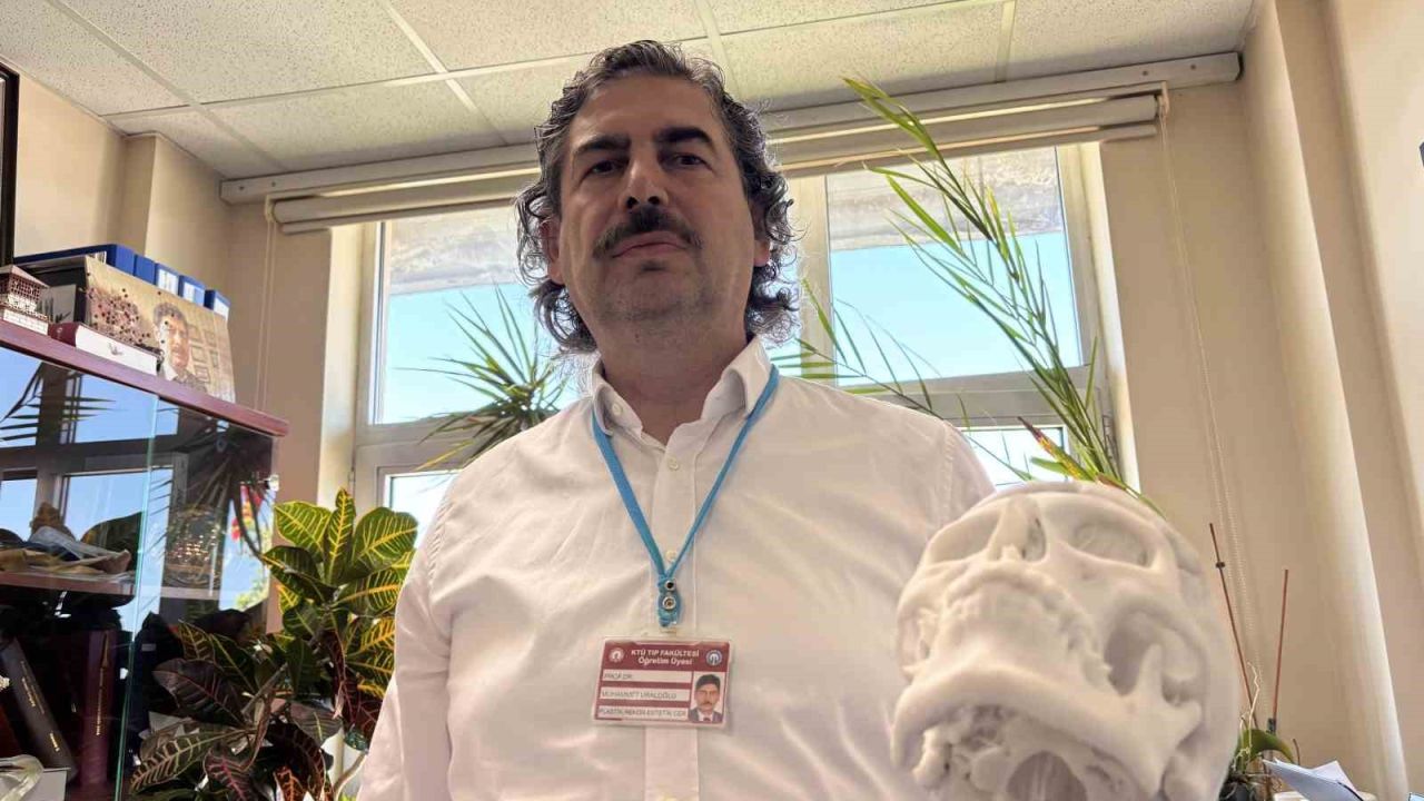 Beyin tümörü ameliyatı sonrası çöken alnı, 3 boyutlu implantla düzeltildi