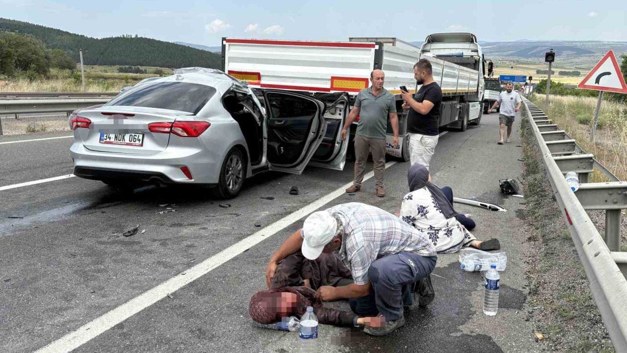 Kemikli Rampaları’nda feci kaza: 1 ölü, 8 yaralı