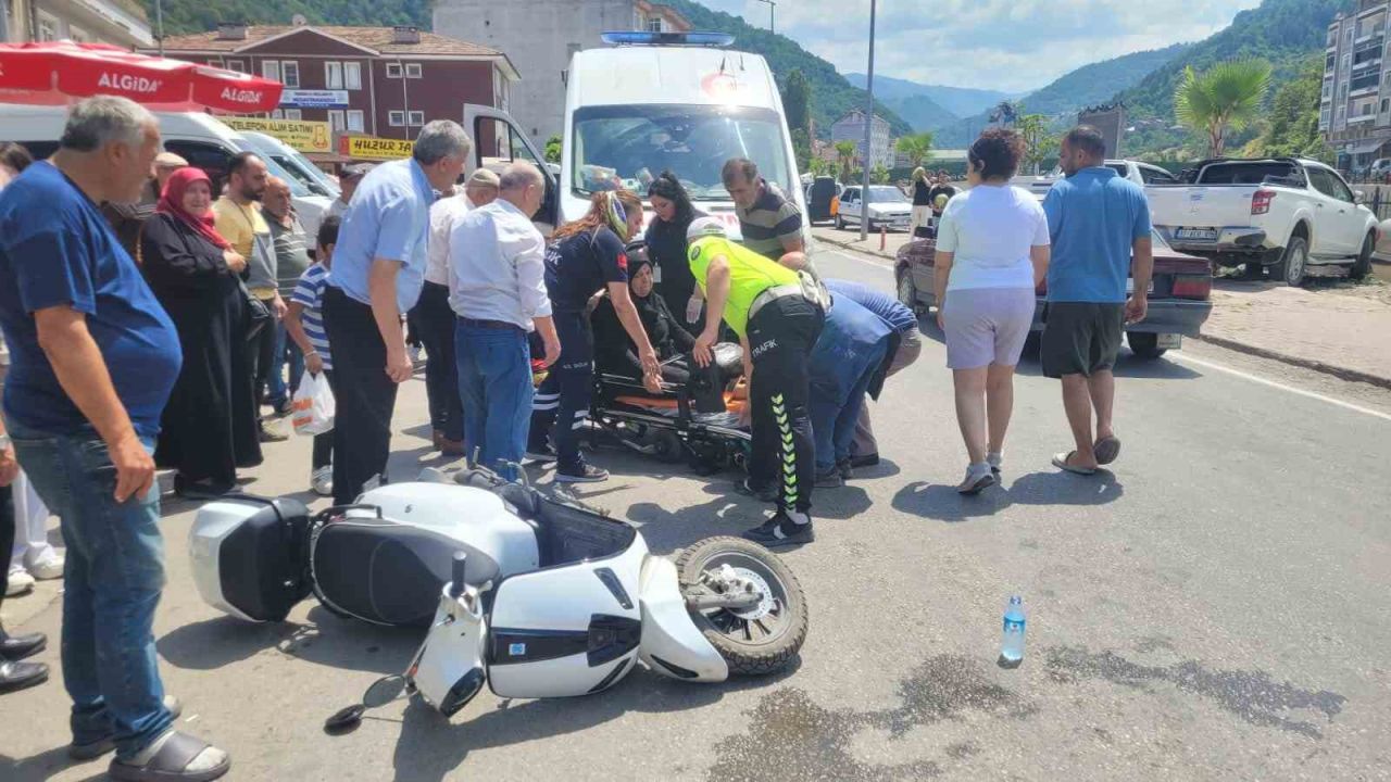 Motosikletin çarptığı kadın yaralandı