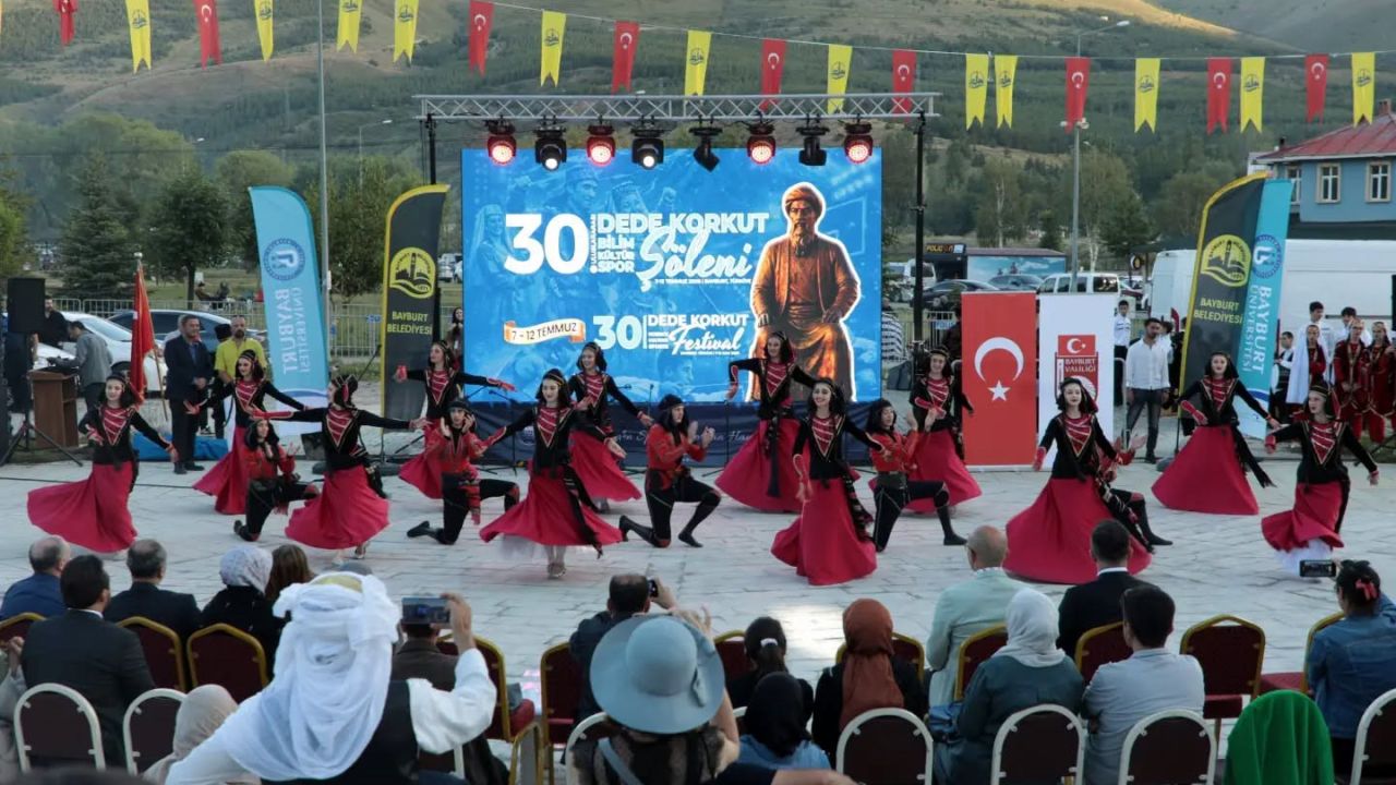 Şölen coşkusu Yeni Şehir Parkı’na taşındı