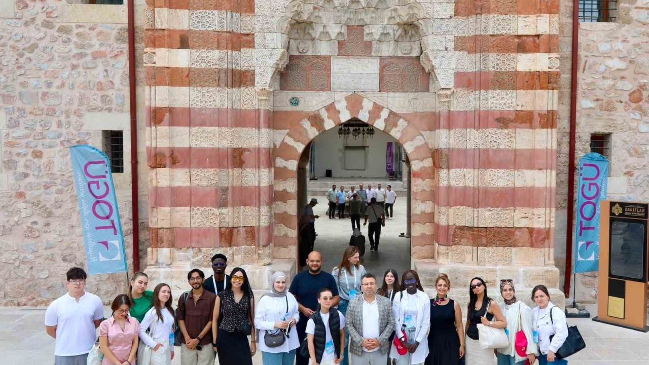 TOGÜ’de Türkçe öğrenen uluslararası öğrenciler Tokat’ın kültürel mirasını keşfetti