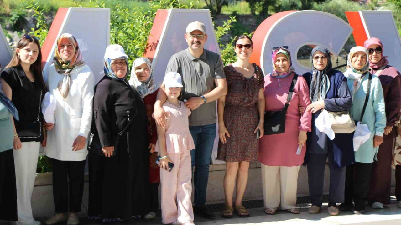 Tosya’da isteyen vatandaşa ücretsiz günübirlik tatil: 2 bin Tosyalı Amasya’yı gezecek